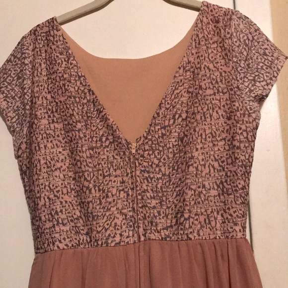 Dress - Picture 2 of 3